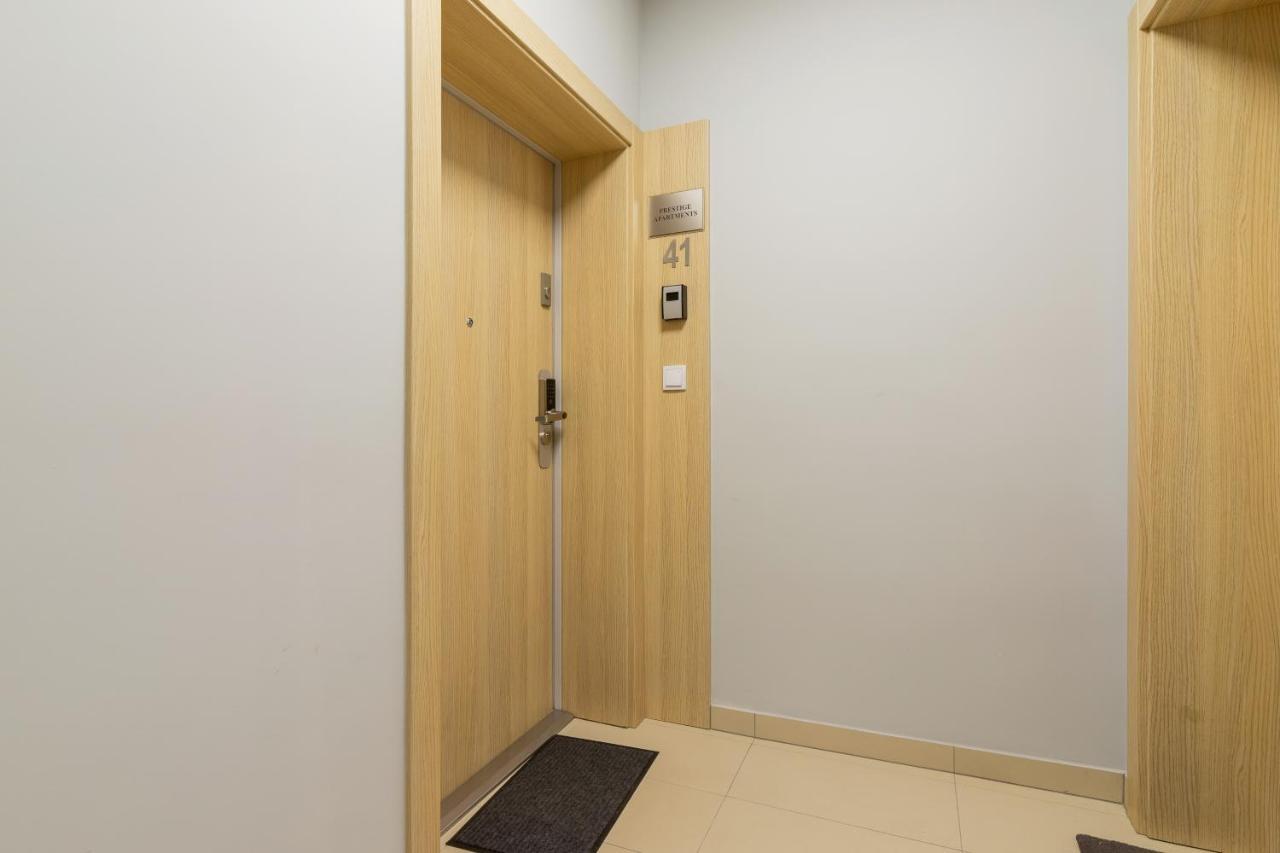 Mogilska Apartments By Renters Prestige Krakow Ngoại thất bức ảnh